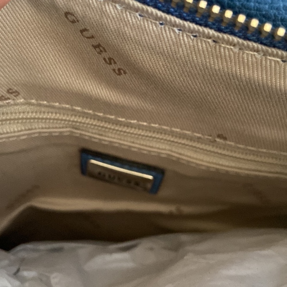 New GUESS Blue Tote - Picture 12 of 13